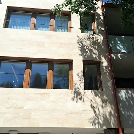 Apartman Starlight Yellow