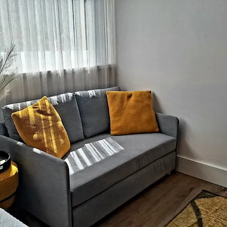 Apartman Starlight Yellow *